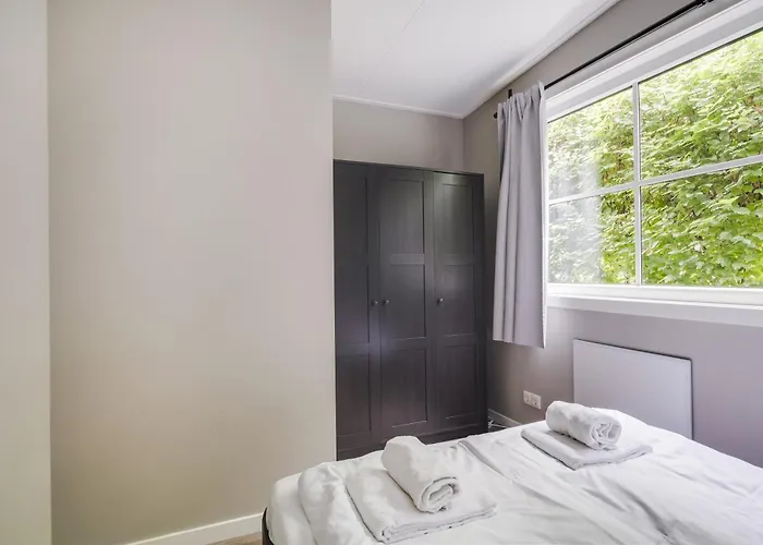 بيت للعطل Heerlijk Vakantiehuis Voor Het Gezin Op De Veluwe إبّ