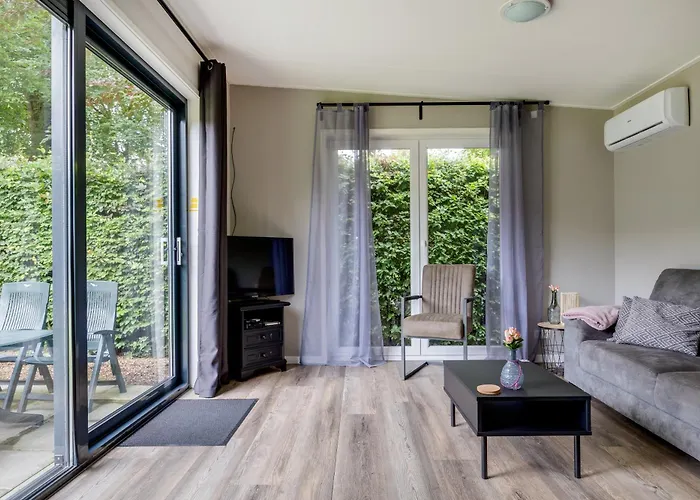 بيت للعطل Heerlijk Vakantiehuis Voor Het Gezin Op De Veluwe إبّ