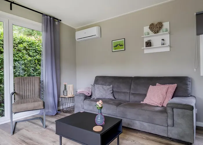 Heerlijk Vakantiehuis Voor Het Gezin Op De Veluwe بيت للعطل إبّ